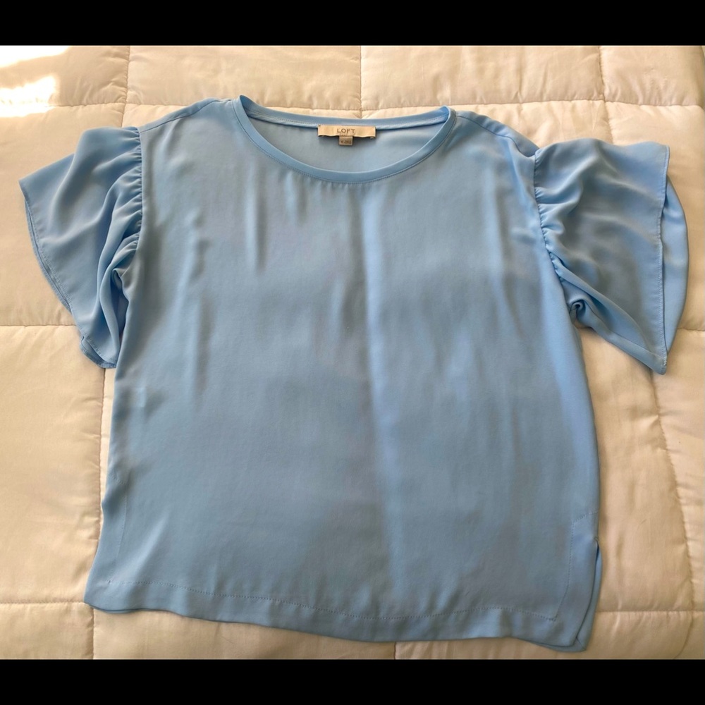 LOFT Flowy Top